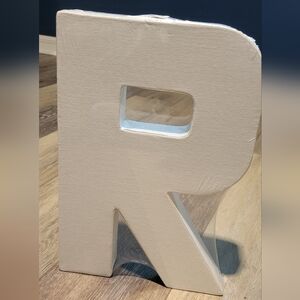 Canvas Letter R